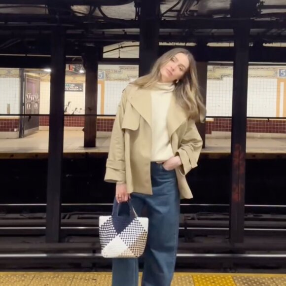 Arket Short Trench - Beige Linen Blend - Picture 2 of 7